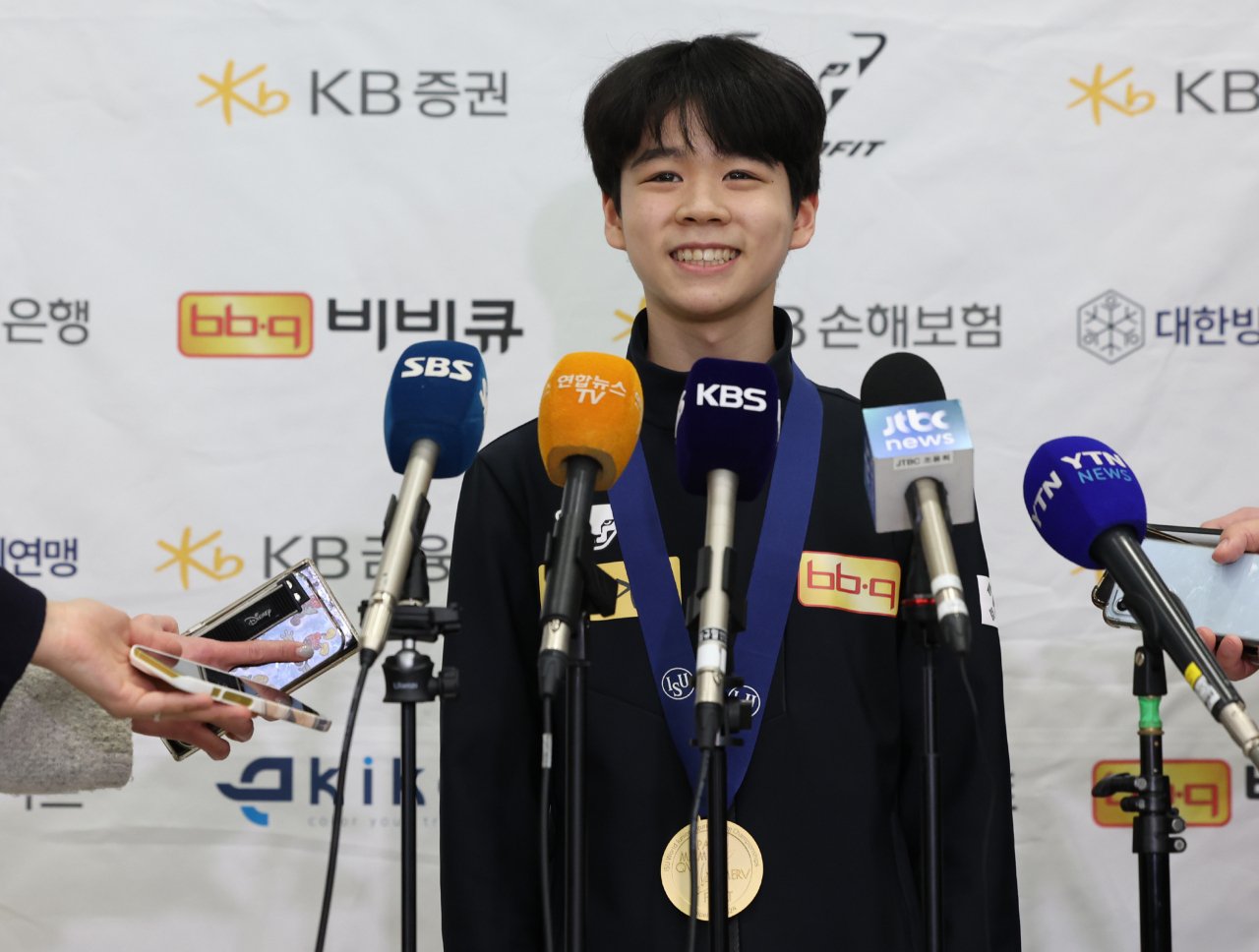 World junior figure skating champion Seo Min-kyu trying to stay humble