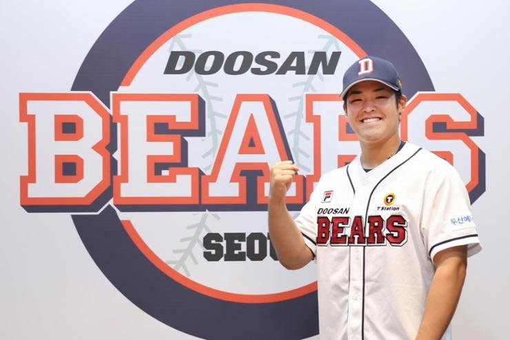 Bears sign Japanese pitcher Shirakawa to temporary contract