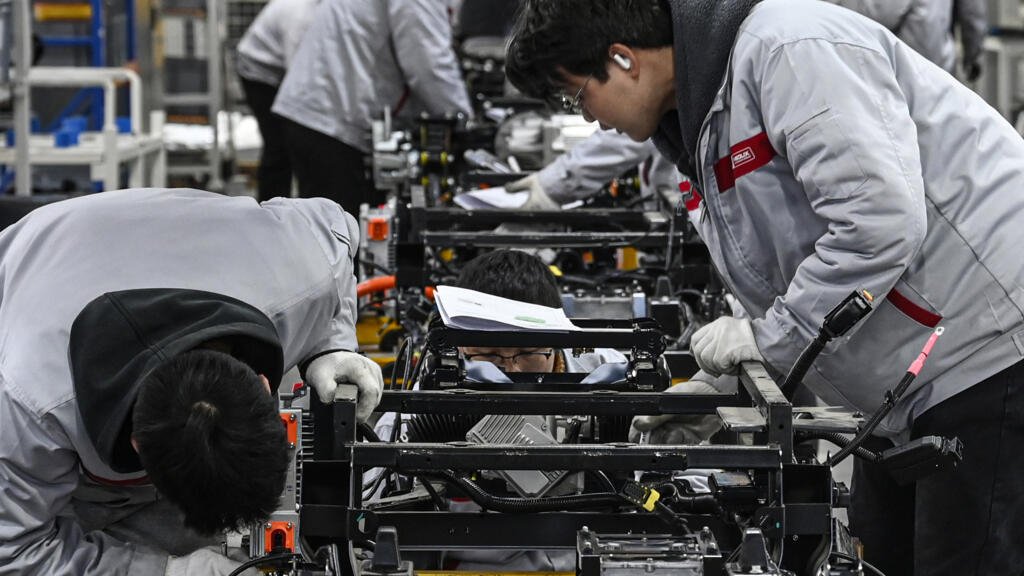 China draws up safety rules for autonomous vehicles