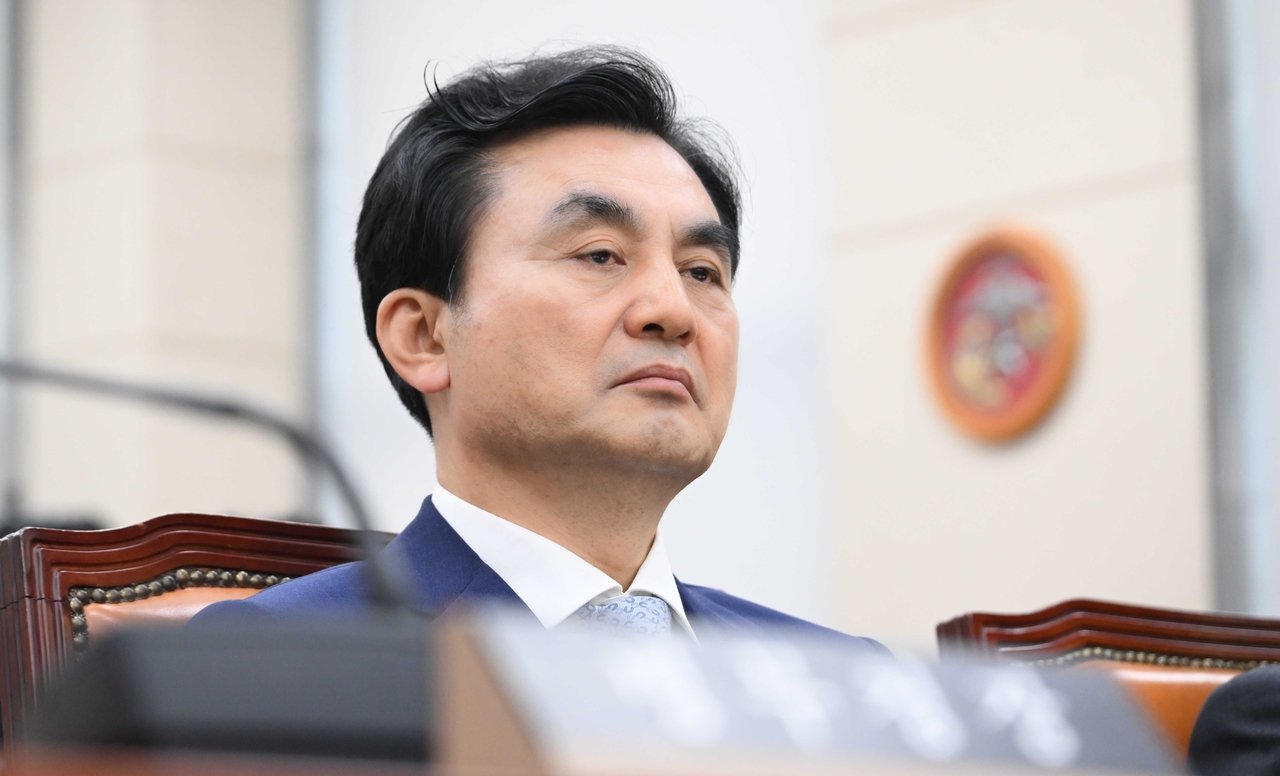 Defense Minister shares N. Korea nuke estimate above Trump's