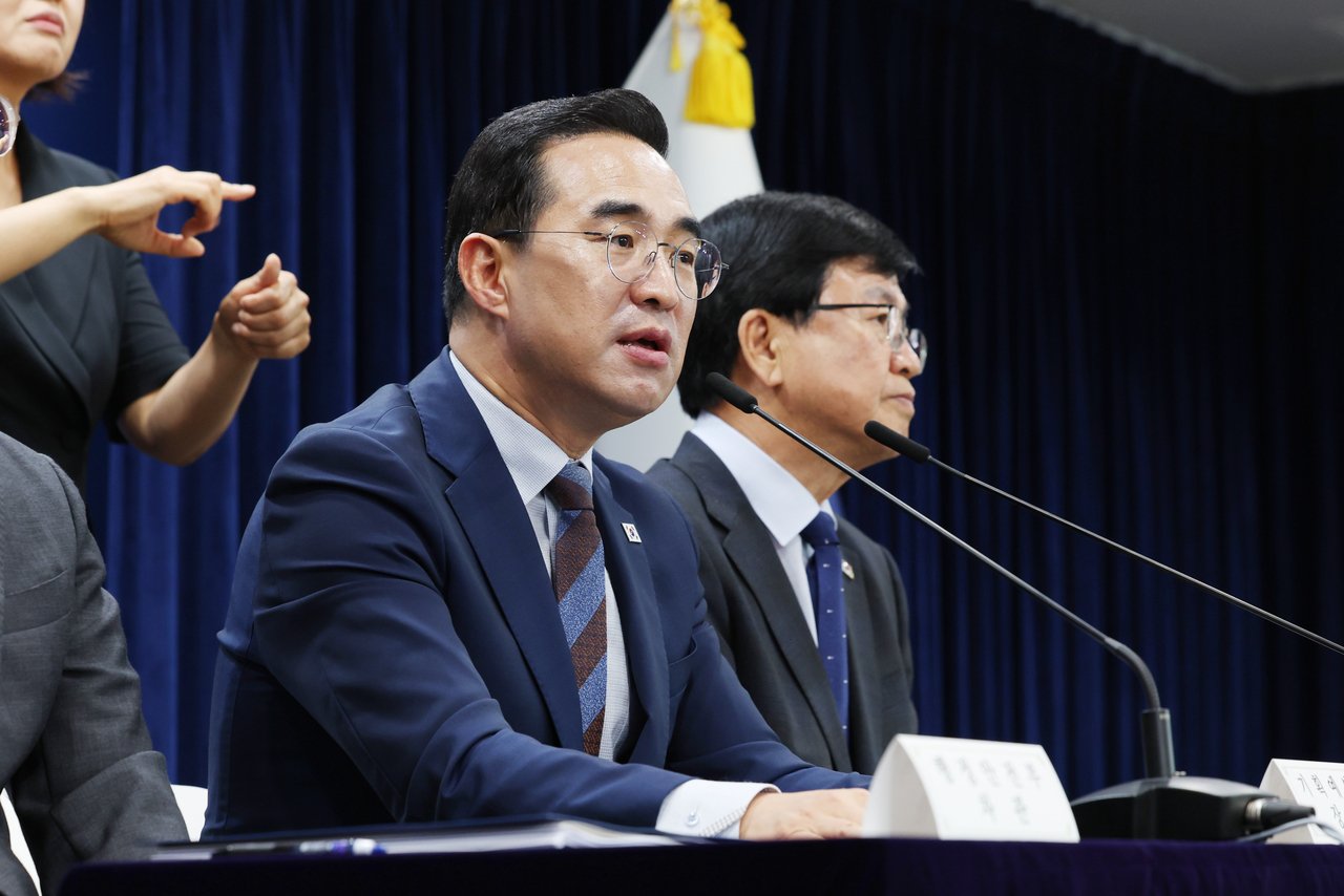 Korea builds 'fiscal reservoir' for chip tax windfall, rewrites school funding