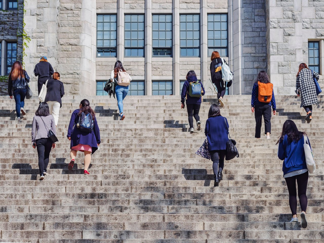 Private University presidents protest state-funded full scholarships for national universities