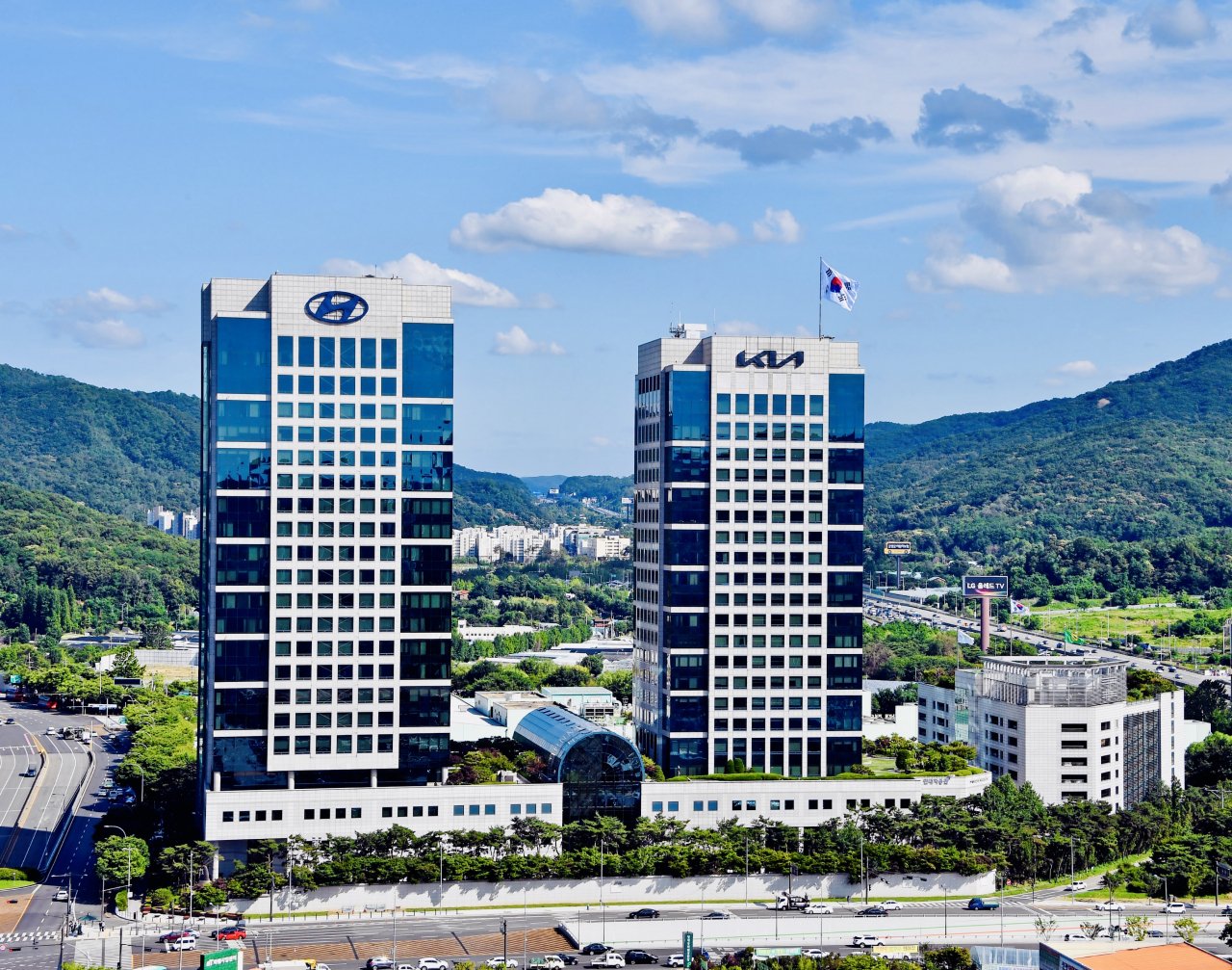 Korean automakers shift gears to H2 sales growth as wage talks wrap up