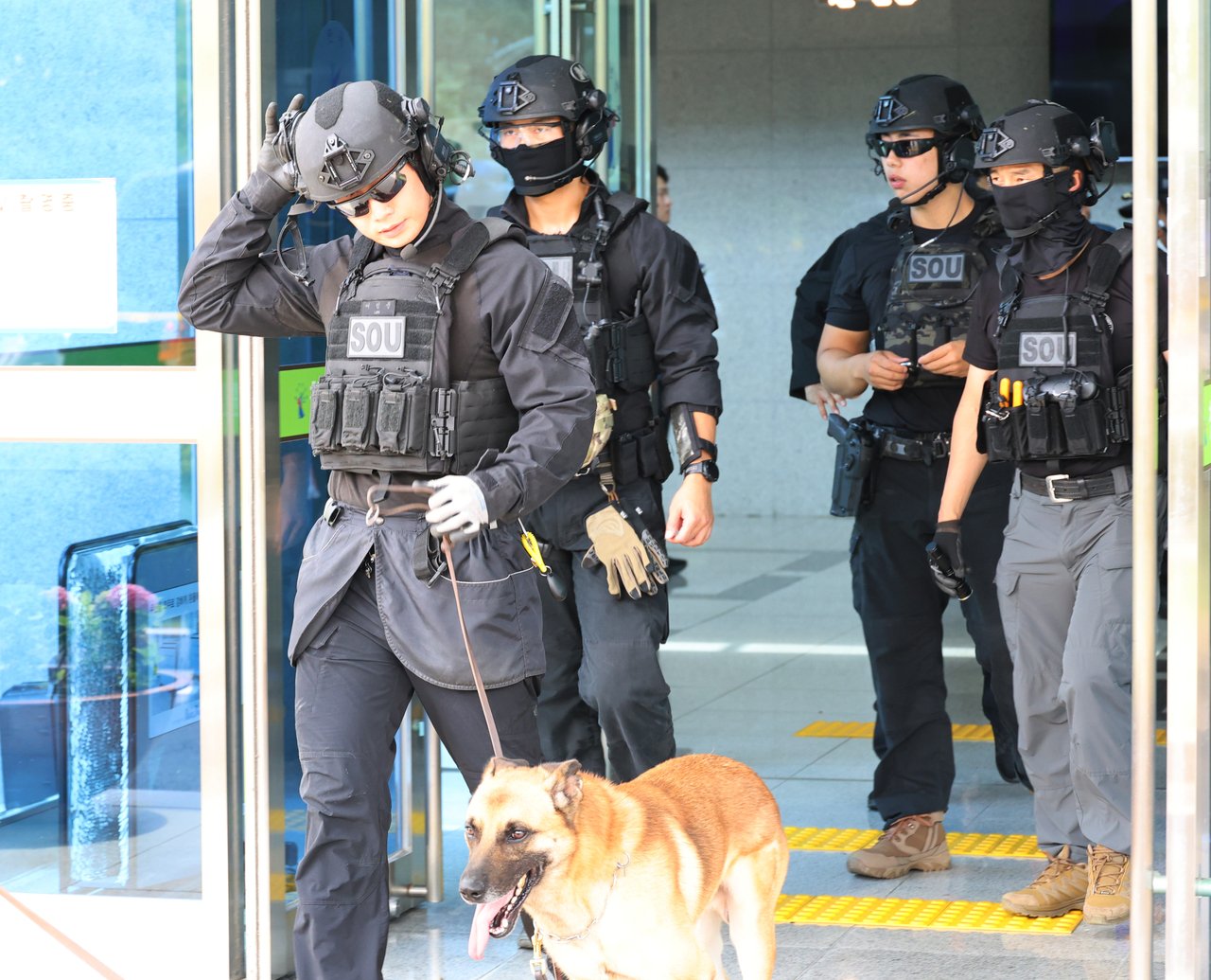 Bomb threats emailed to 80 courts nationwide, prompting searches, disruptions