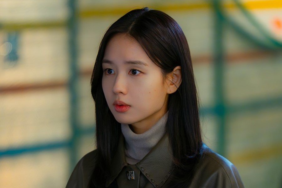 Ahn Eun Jin Talks About Why She Chose To Star In “A Love Other Than Yours” And Chemistry With Seo Kang Jun