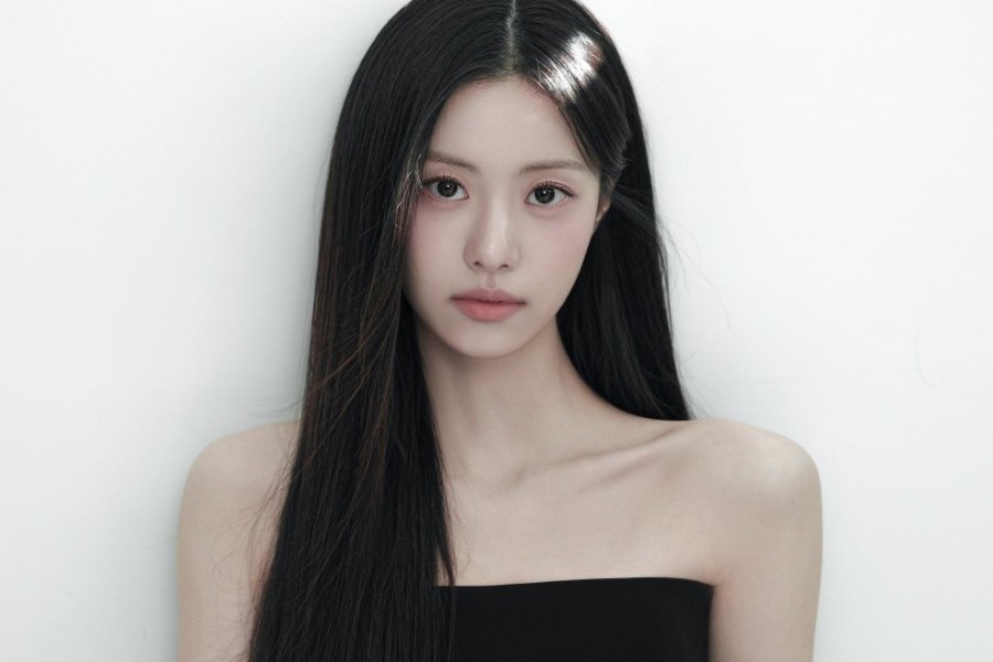Kim Garam Unveils New Profile Photos Ahead Of Acting Debut