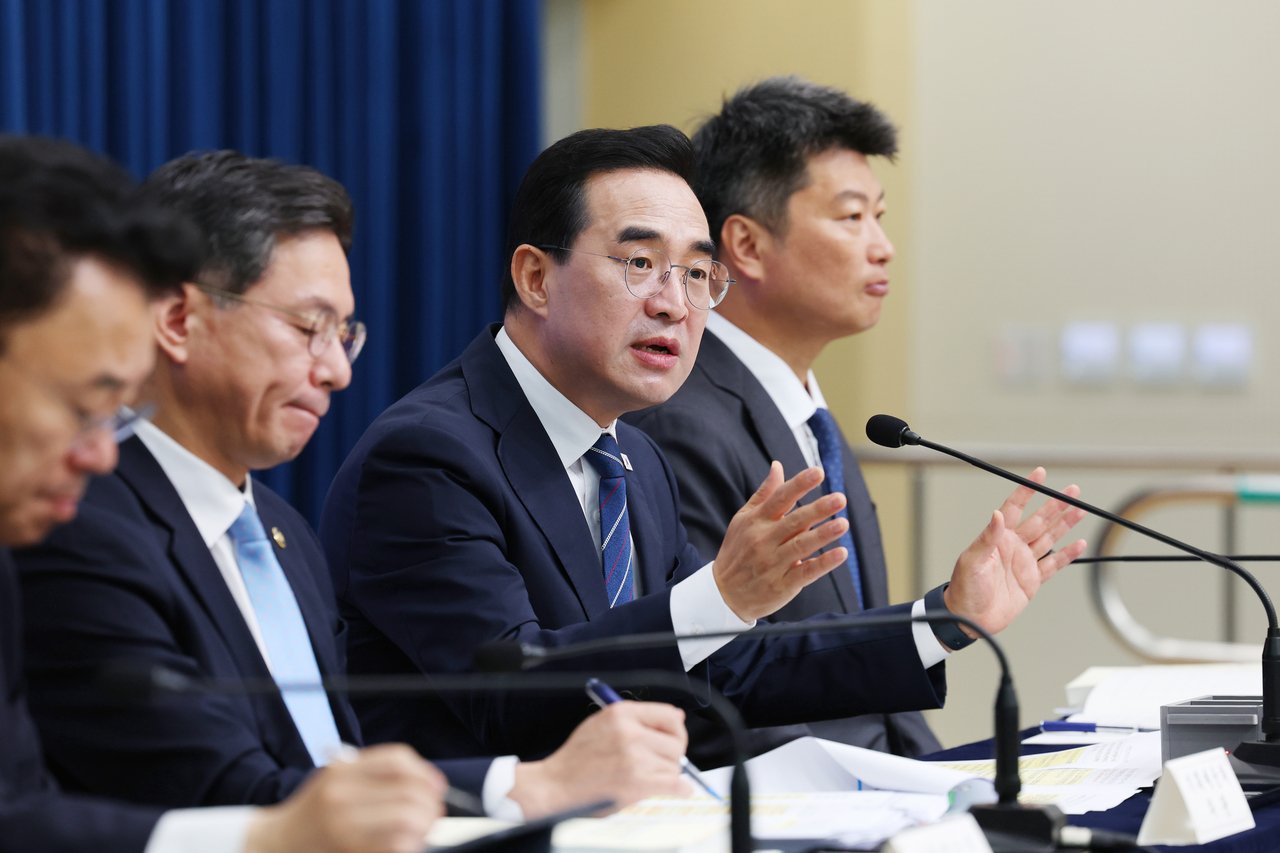 Korea plans record W821tr budget on chip tax windfall