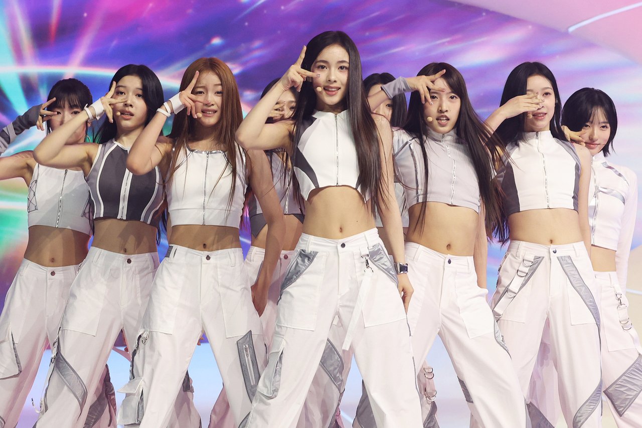 A2O groups debut with young, multinational lineup and old-school K-pop formula