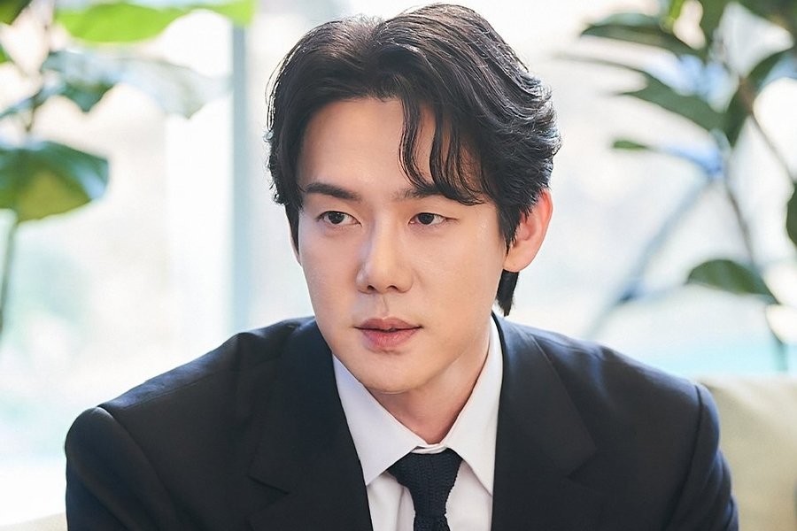 Yoo Yeon Seok Dishes On His Character In Upcoming Drama “The Perfect Lie”